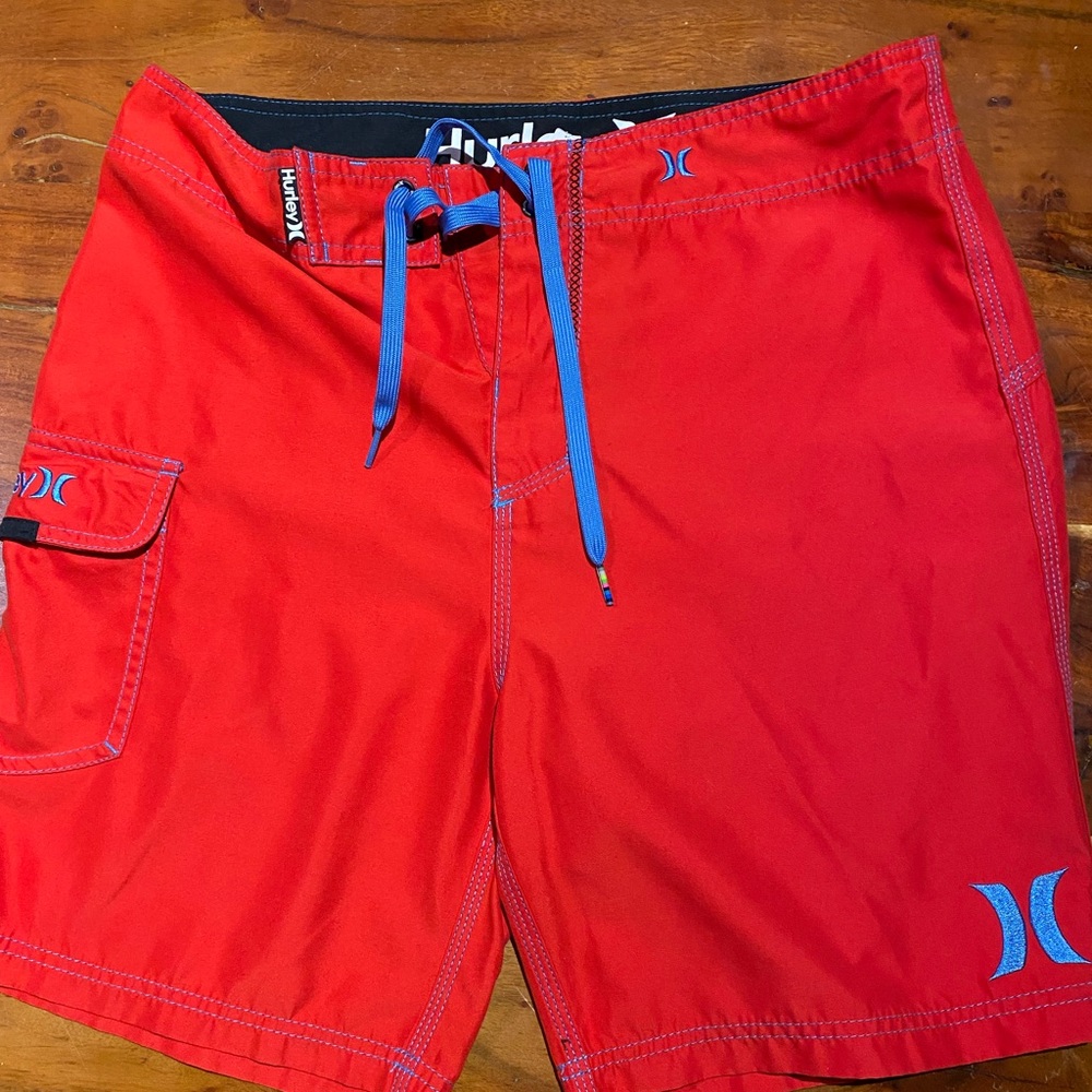 Hurley red board‎ shorts men’s size 30